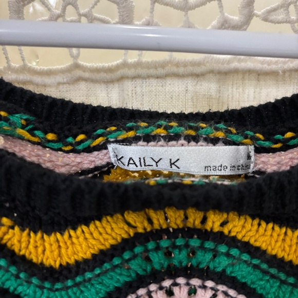 Kaily K Woman’s Crochet Short Ruffled Sleeve Multicolor Sweater Size M - Picture 2 of 5